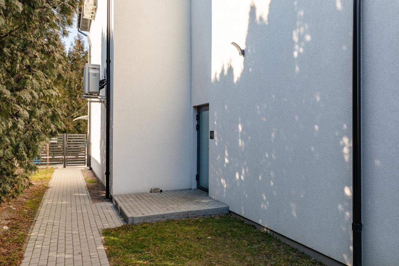 Superapart Obywatelska 42 Warsaw Exterior photo